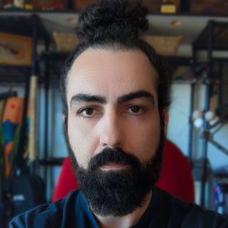 Danilo Favoratti, Freelance GenAI Programmer for Hire.