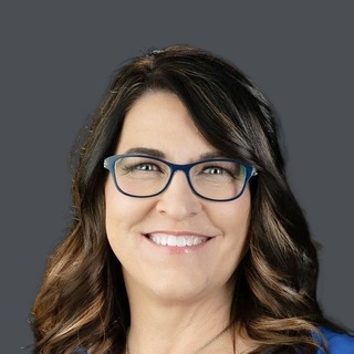 Deanna Spell, SEO copywriters Creator.