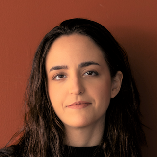 Hannah Iara Silva, Accomplished Power BI Freelancer.