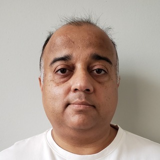 Shahid Latif, Senior enterprise Programmer and Consultant.