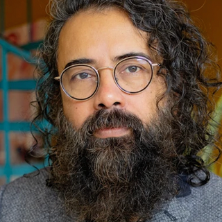 Dee Acharjya, Senior software architecture Programmer and Consultant.