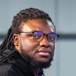 Praise Alli-Johnson, Marketo Copywriter.