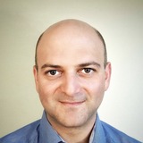 Laszlo Harkanyi, copywriting Executive.