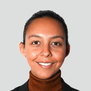 Giselle Cervantes, display advertising Creator.