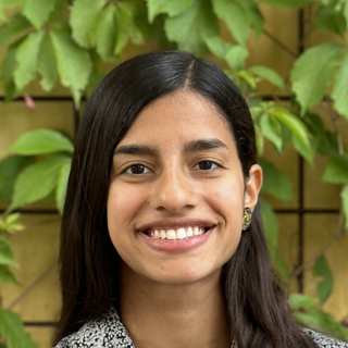 Valentina Espinoza, content strategy Expert.
