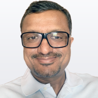 Melwyn Lewis, digital marketing Planner.