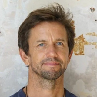 Jonny Biggins, copywriting Marketer.