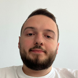 Garod Ajemian, Nuxt.js Freelancer.