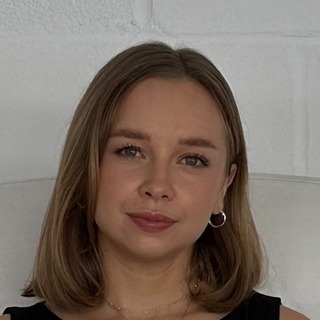 Anna Floyd, marketing strategy Writer.