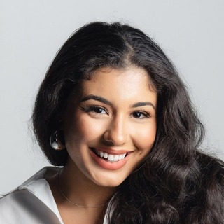 Yasmine Shahwan, blog writers Director.