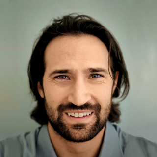 Quinton Bowen, display advertising Specialist.