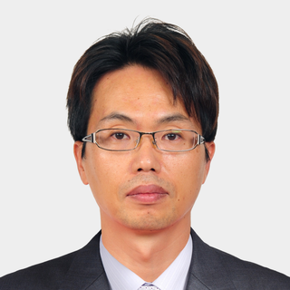 Mike (Jinkyoo) Kang, M&A Freelancer.
