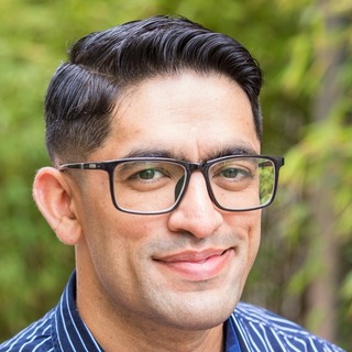 Vishal Sharma, Freelance iOS Engineer.