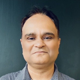 Vipul Arvind, Freelance iOS Engineer.