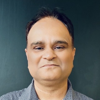 Vipul Arvind, Freelance iOS Engineer.