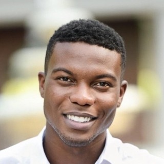 Niko Howell, GTM engineer Marketer.