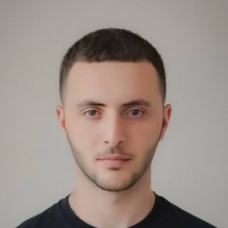 Robert Ohanyan, Senior Product Designer.