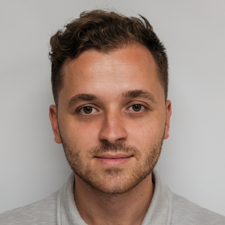 Sanel Osmanovic, Senior Cursor AI Programmer and Consultant.