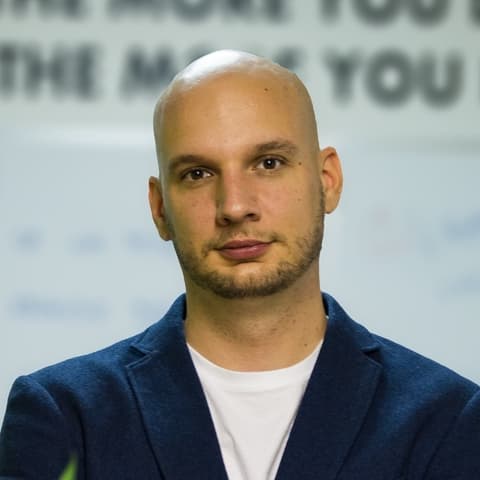Dejan Travnikar, Sales Expert in Ljubljana, Slovenia