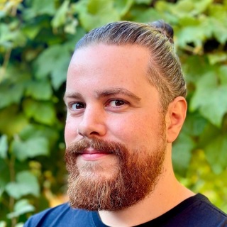 Brendan Innis, iOS Coder.