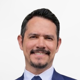 Serafin Gama Muñiz, ManyChat Copywriter.