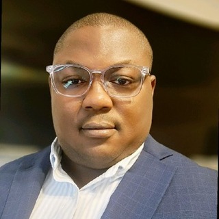 Ebenezer Akinoluyemi, Expert Azure ML Programmer for Hire.