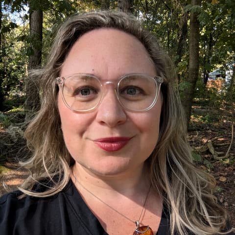 Jacqueline Biehler, Management Consultant in Vancouver, BC, Canada