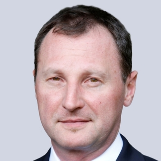 Andreas Rosenau, Fundraising Expert For Hire.