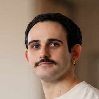 Dimitri Frixou, Expert DaVinci Resolve Designer Freelance.