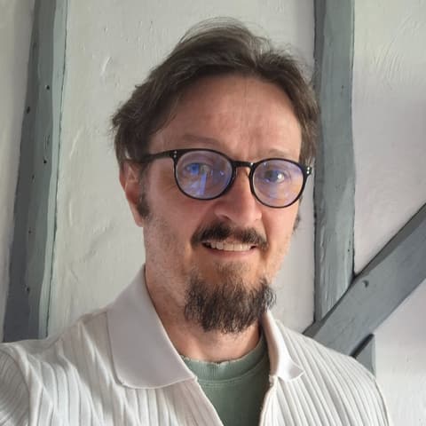 Mickey Kawick, Developer in Molehill Green, United Kingdom