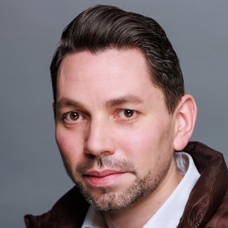 Andrew Alexander, AI UX Designer for Hire.