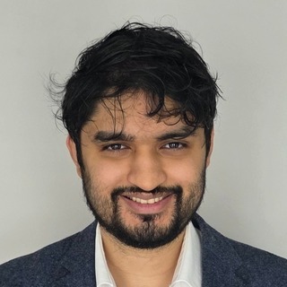 Yousuf Farhan, Senior Vector Database Programmer and Consultant.