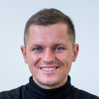 Dainius Valiunas, Top fintech Designer.