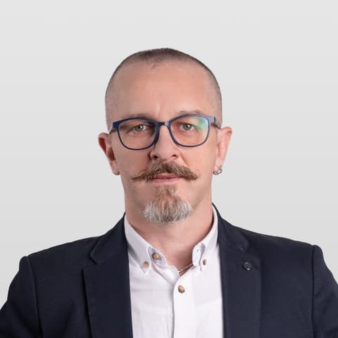 Gabriel Radatovics, Designer in Budapest, Hungary