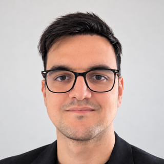 Stevan Matovic, Accomplished AI Inference Freelancer.