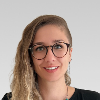 Martina Sartor, Freelance AI Designer.