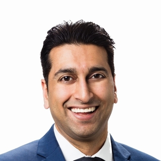 Aaleem Jiwa, Experienced Excel Professional.
