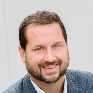 Mike Easter, Top real estate Freelancer.