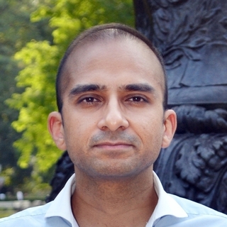 Madhu Chaudhary, Freelance stock market Expert.