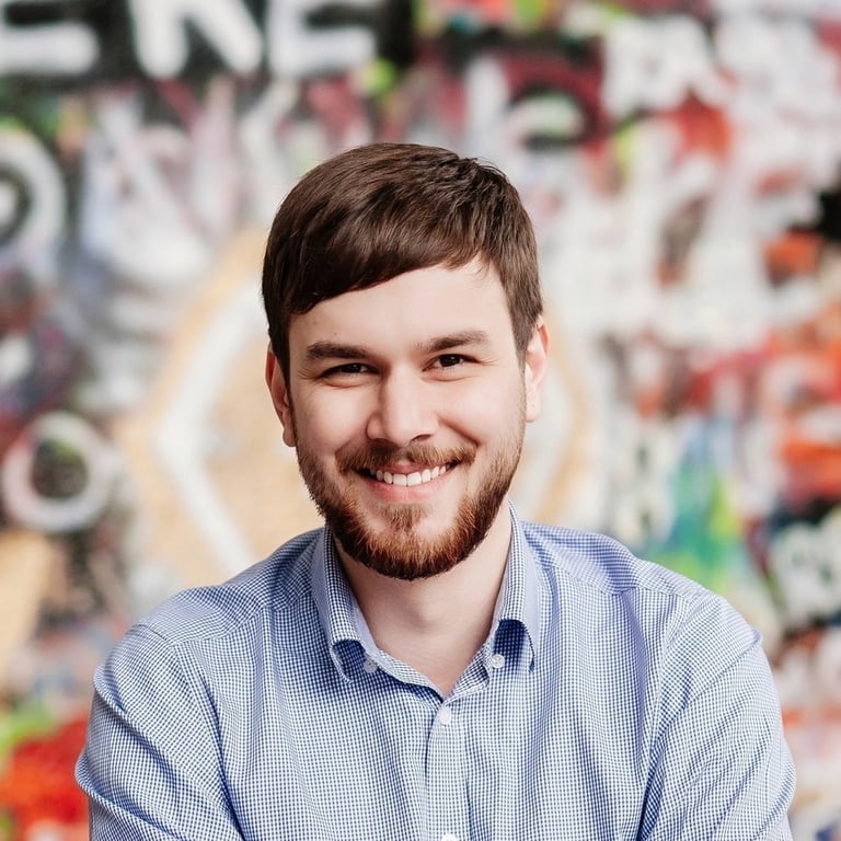 Alexander Nikolava