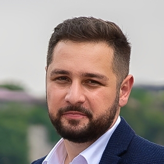 Rudolf Eremyan, Freelance healthcare data science Programmer for Hire.