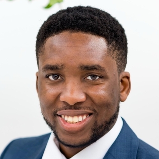 Tobi Abiodun, Freelance Apple Pay Engineer.