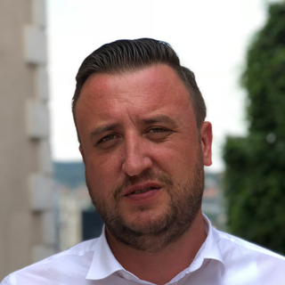 Emir Huseinbasic, Expert 1C-Bitrix Programmer for Hire.