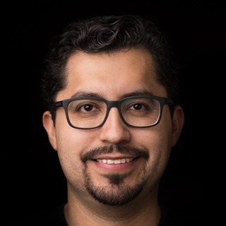 Andrei Mosso Mendoza, Facebook API Freelancer.