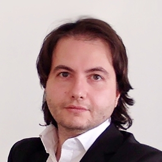 Fabio Salvi, Intercom Coder.