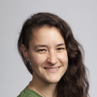 Britney Bogard, Senior Elasticsearch Programmer and Consultant.