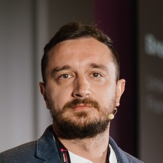 Uros Avramovic, Freelance Sencha Touch Engineer.