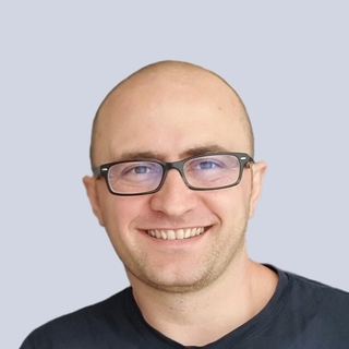 Radu Godza, CakePHP Freelancer.