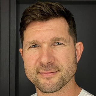 Adrian Gasinski, Freelance HTC Vive Programmer for Hire.
