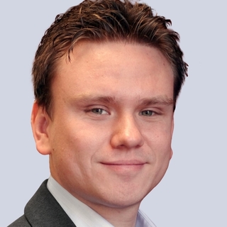 Tomasz Kolasa, AngularJS Freelancer.